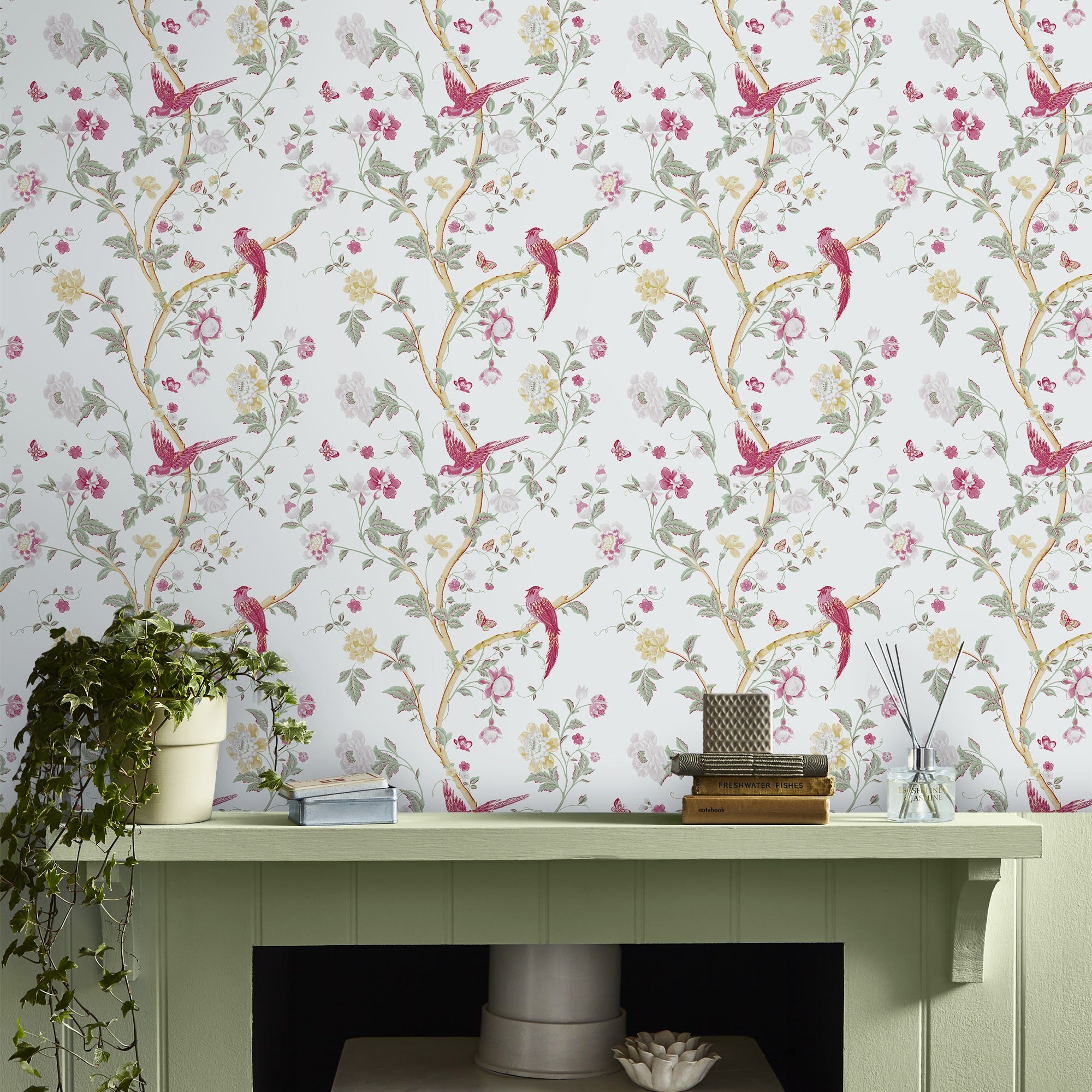 Papier Peint Laura Ashley Pelham - Couleur Canneberge - 1 Rouleau W080981/A/I
