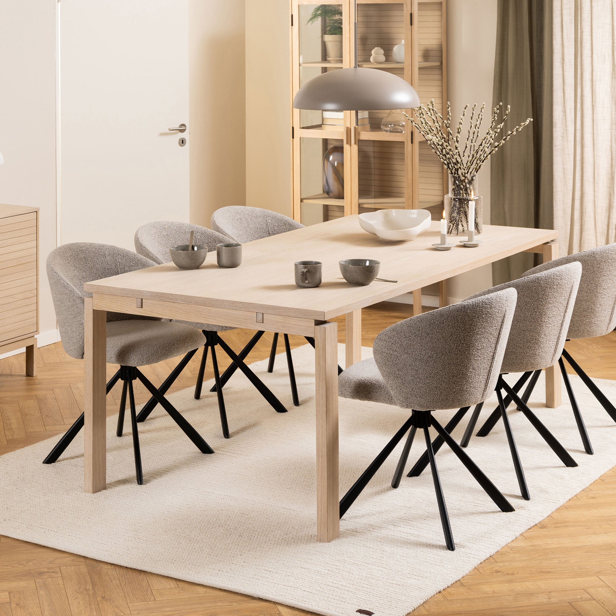 Linley stół do jadalni 100x200cm przygotowany na dodatkowe talerze fornir dębowy.