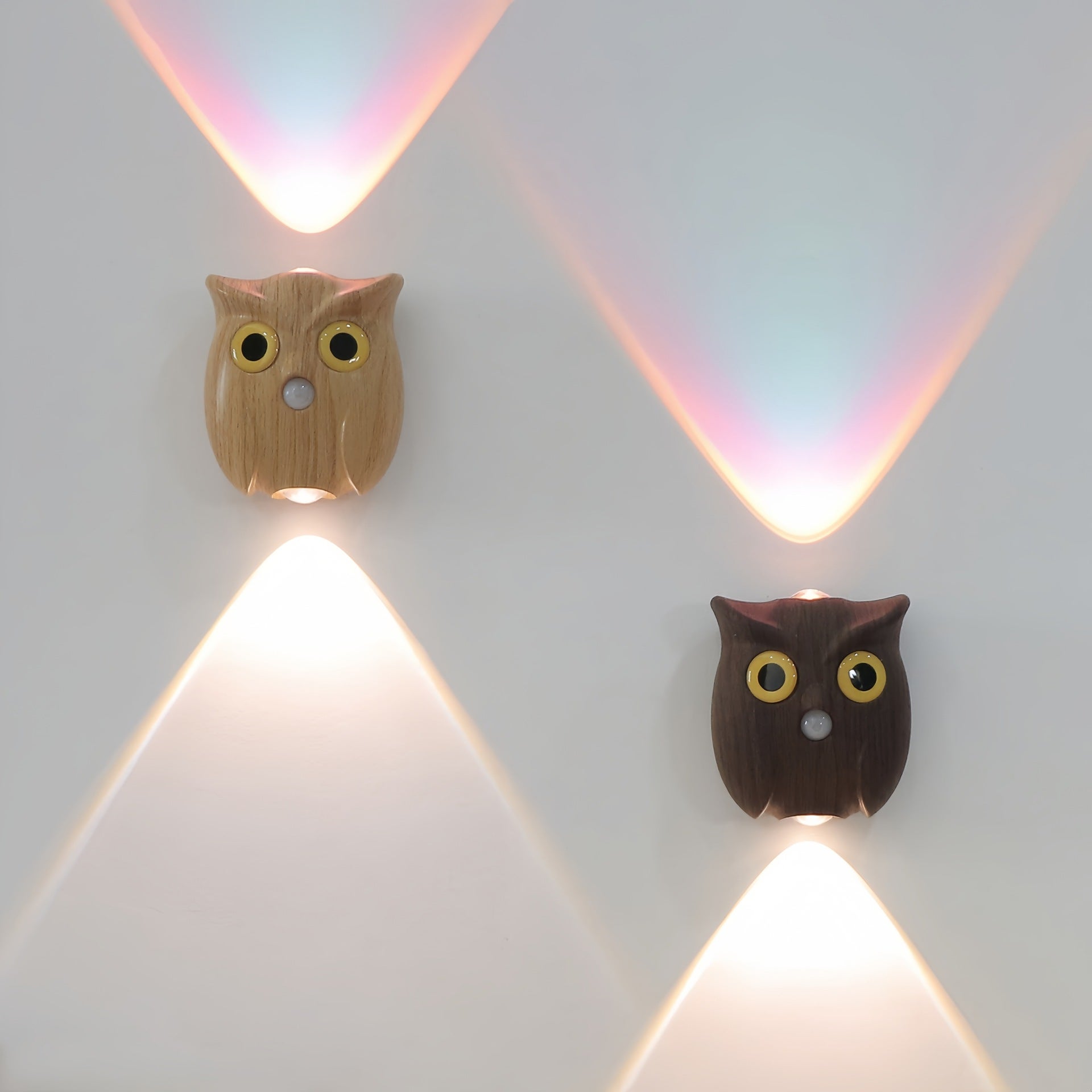 Dwie inteligentne lampki nocne z czujnikiem ludzkiego ciała oświetlenie ścienne otoczenia oświetlenie korytarza sypialni
