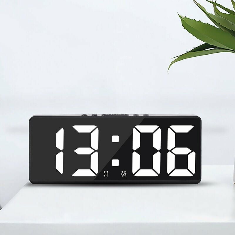 Grande horloge murale numérique intelligente APP Control Time/Date/&Sound Activate & Countdown Function Stepless Brightness & Volume Alarm with Snooze - 4
