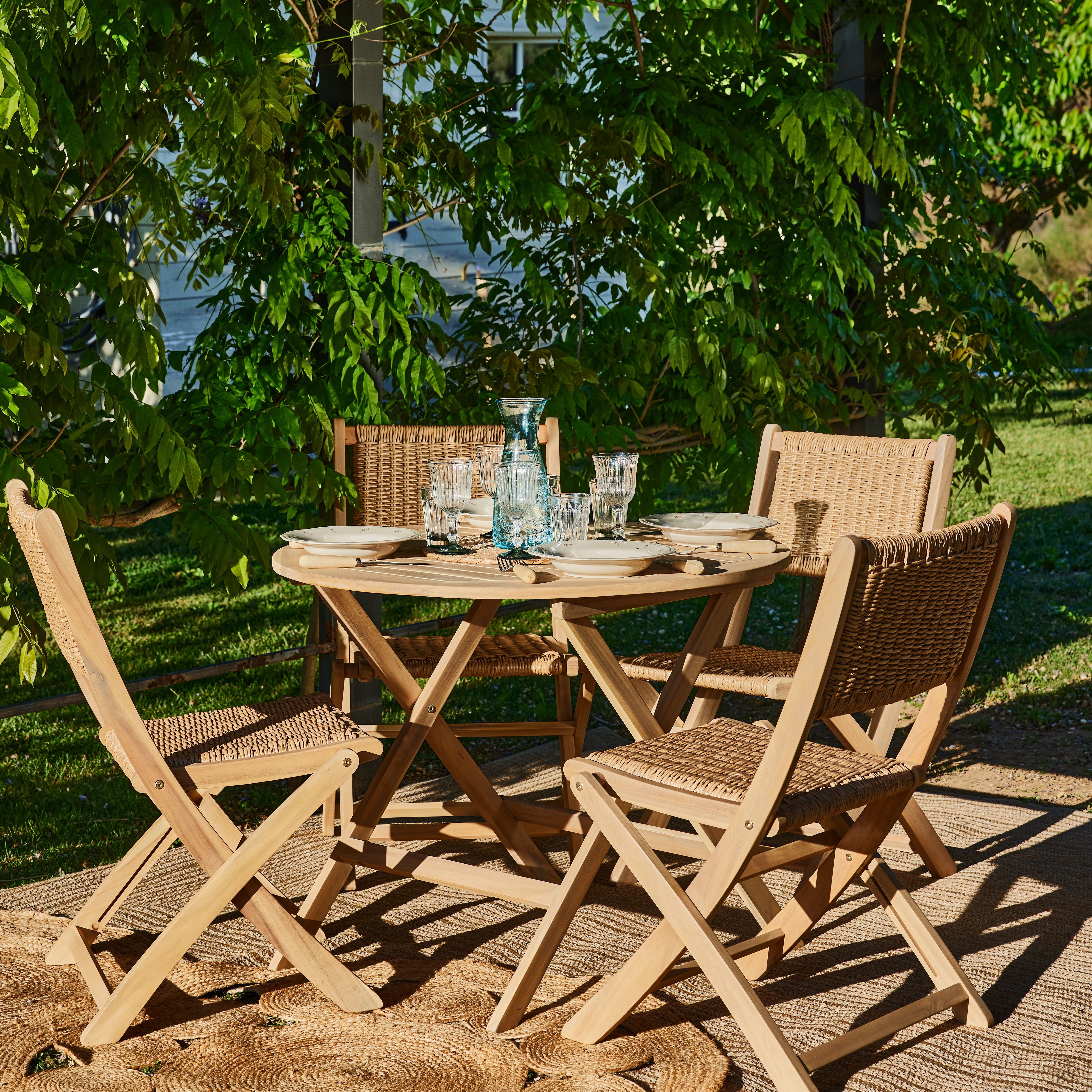 Tavolo da pranzo da giardino rotondo pieghevole 90cm legno di colore chiaro - Java Light | Leroy Merlin