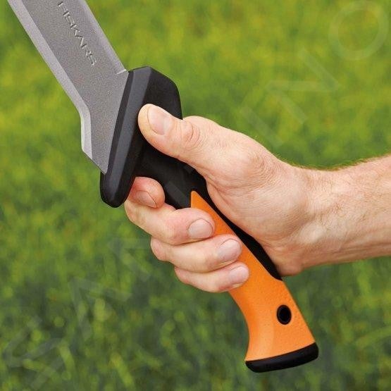 Machette Fiskars pour débroussaillage - 9