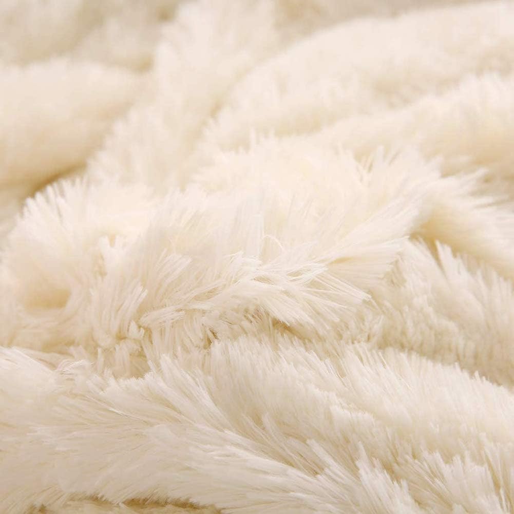 Housse de Couette Peluche 220x240 + 2 Taies 65x65cm - Blanc Crème - 3