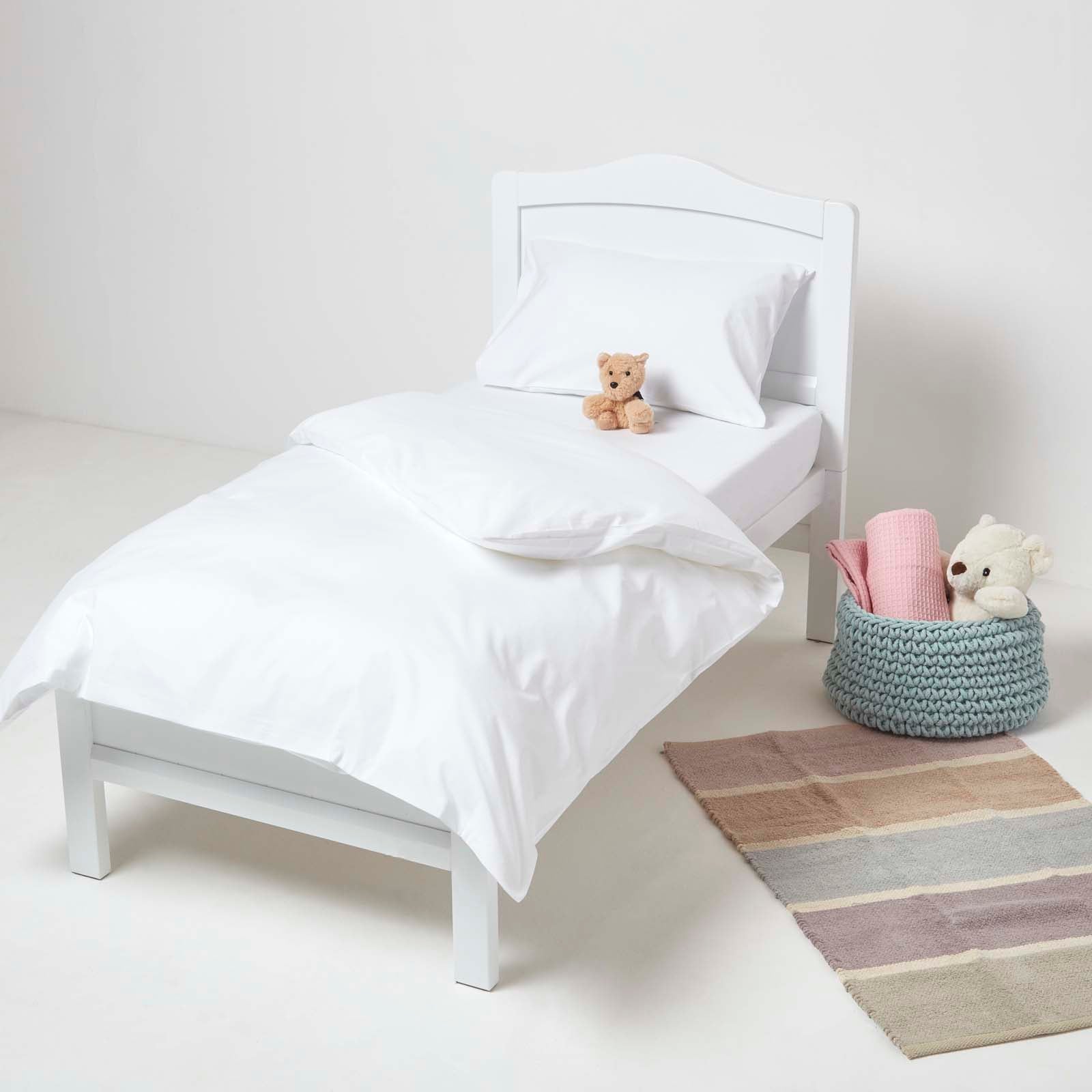 Homescapes Taies d'oreiller enfant 40 x 60 cm en coton Egyptien 200 fils Blanc, Lot de 2 - 4