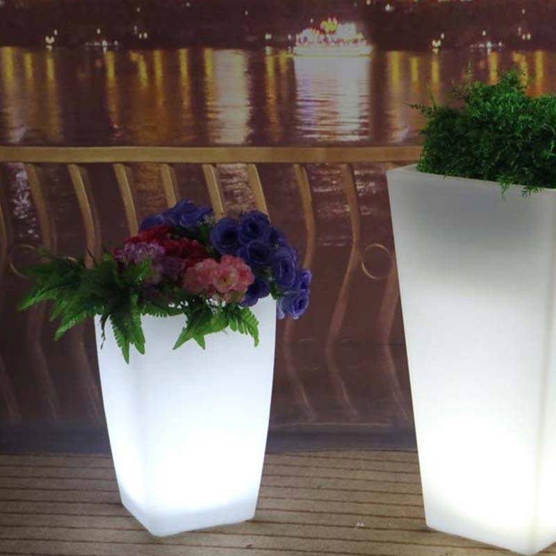 Pot de fleur lumineux LED rechargeable RGBW 12W - Résine blanche - IP65 - 40x40x55cm - 7