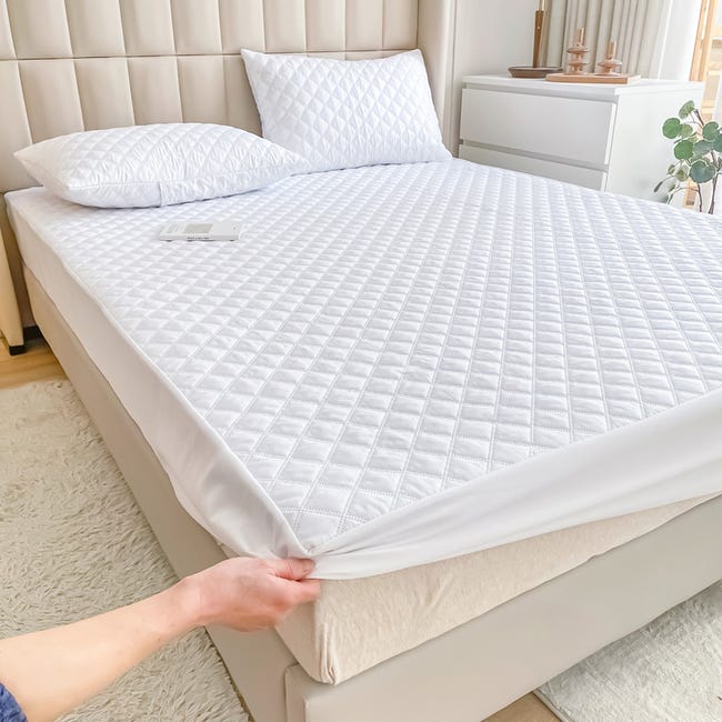 Pikolin Home Housse de Matelas Imperméable avec Fermeture Éclair, Hypoallergénique, Fermeture de Sécurité, Anti-rétrécissement pour lits de 150 cm de large (150 x 190/200 cm Pikolin Home Housse de Matelas Imperméable avec Fermeture Éclair, Hypoallergénique, Fermeture de Sécurité, Anti-rétrécissement pour lits de 150 cm de large (150 x 190/200 cm