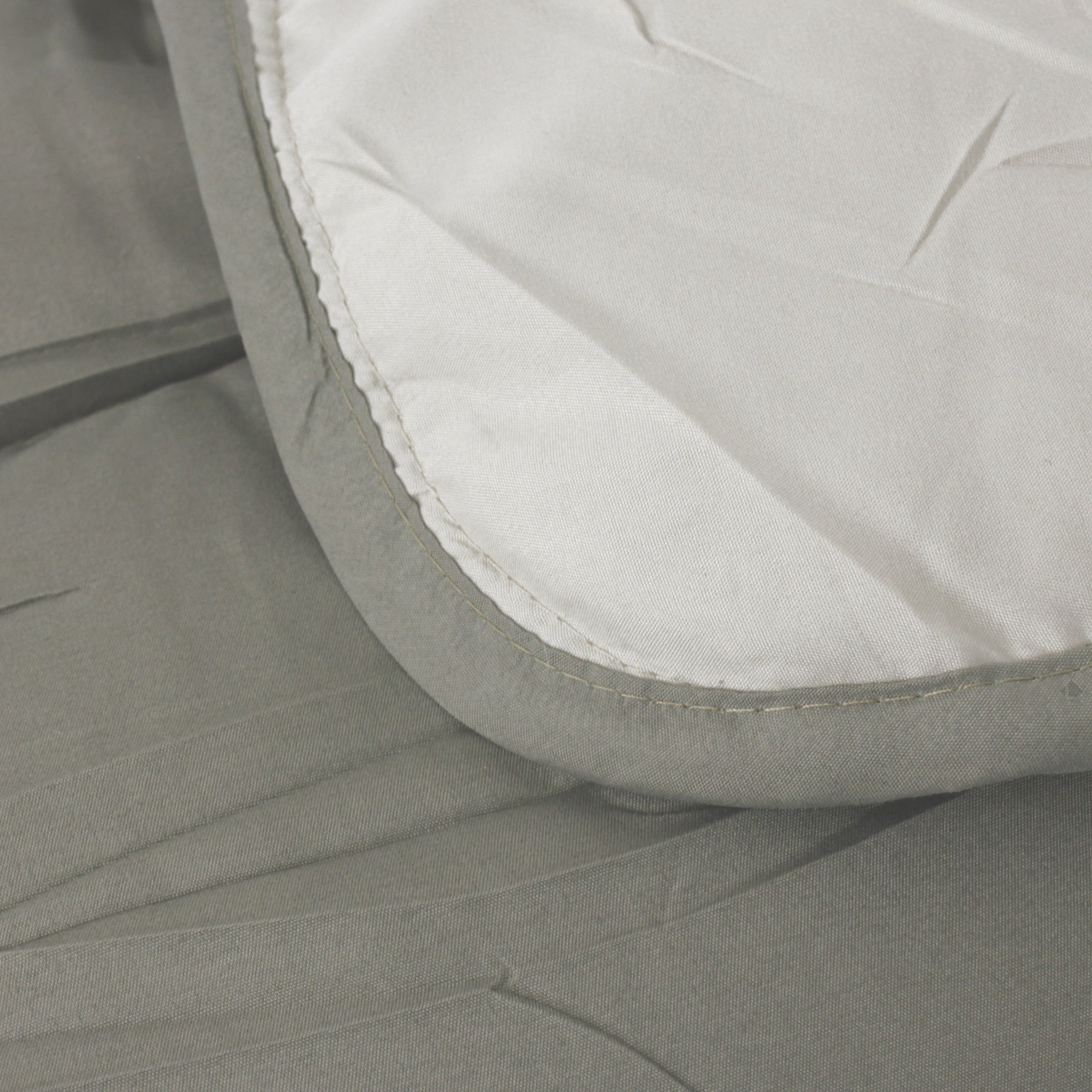 Couette hiver 200x200 cm COCOON BICOLORE Taupe/Lin garnissage fibre polyester 400 g/m2 - 4