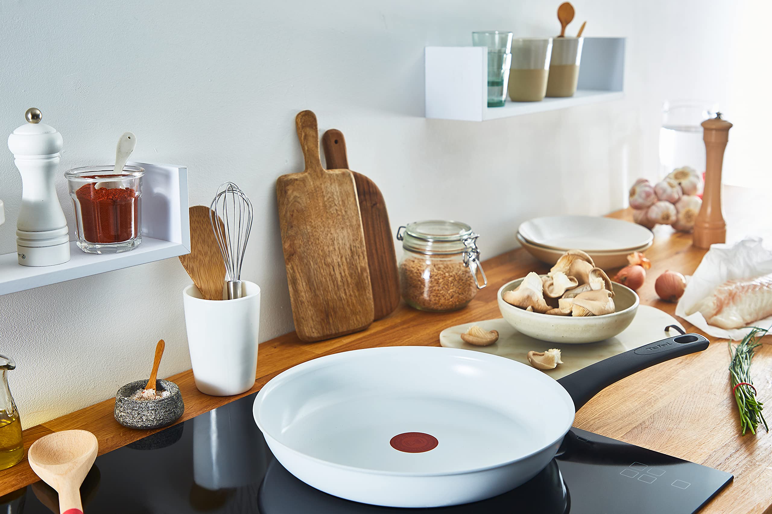 Tefal Ceramic Control C41706 - Padella per cottura a induzione, in ceramica sicura, segnale termico a temperatura ideale, facile da pulire, adatta a t - 4