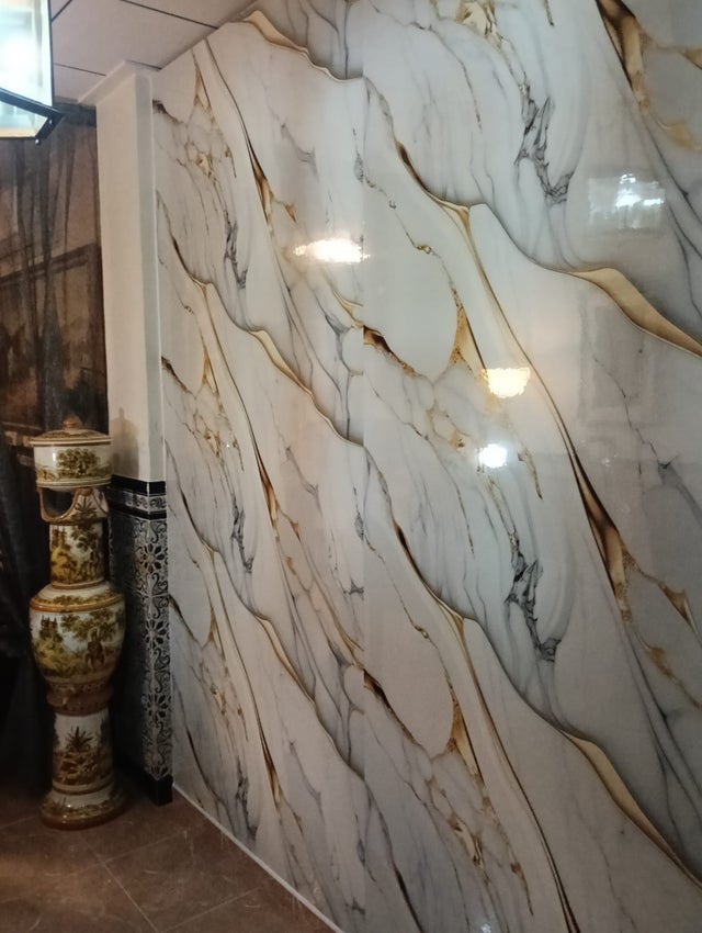Revestimiento de Pared Autoadhesivo Decorativo PVC Mármol Blanco/Veta Marrón 2800x1200x2.8 mm - Gran Formato (3.36 m2) PLD 2029