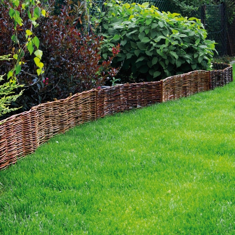 Bordure en osier tressé et piquets noisetier à planter L 1 m x H 20 cm - 2