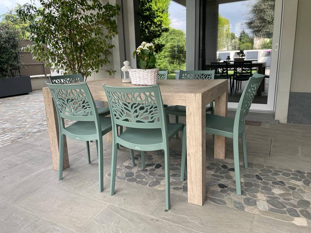 Set di sedie Flora in resina con fibra di vetro verde salvia