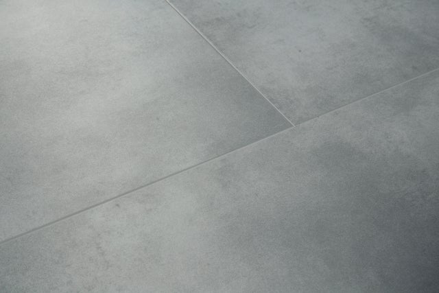 CONTESSE - Dalle PVC Clipsable - DALLE AVEC JOINT BORDEAUX - Ep. 5,5 mm - béton - Plinthe ASSORTI - SIR2761