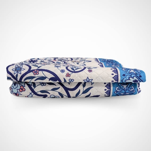 Copriletto| Letto 150 CM| Composizione 100% Poliestere| 250X270CM| Due Cuscini 57X75CM| Mandala