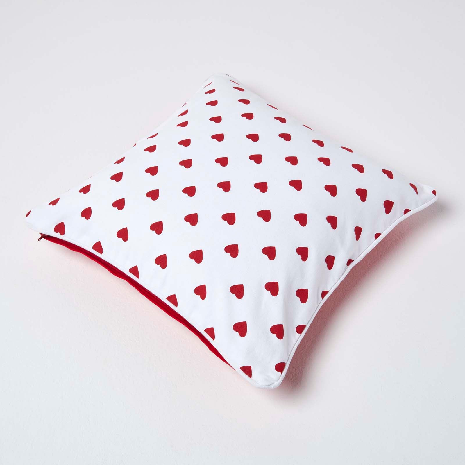 Homescapes Housse de coussin à imprimé Coeur Rouge, 45 x 45 cm - 4