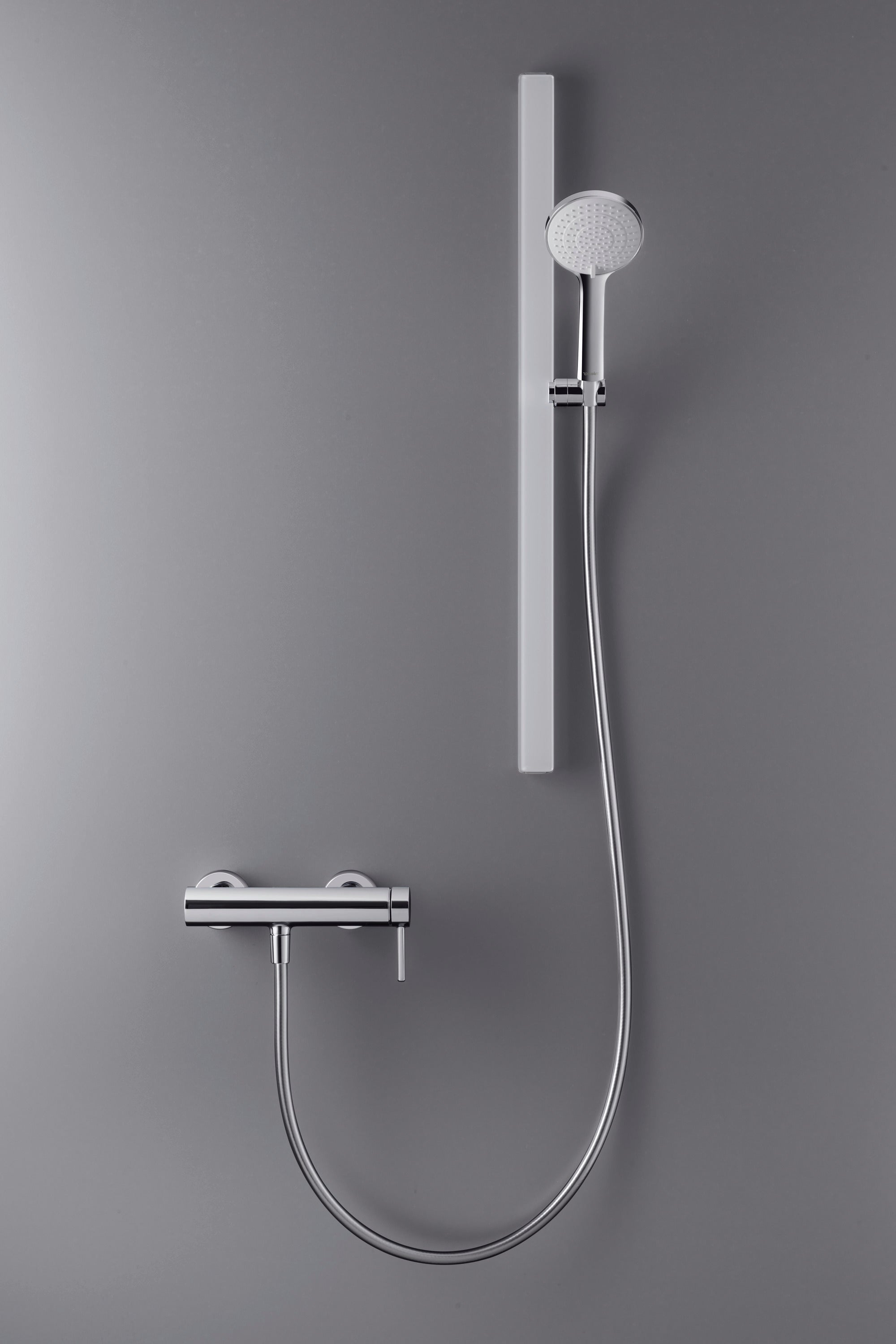 Duravit uniwersalny drążek prysznicowy z uchwytem chrom/biały - Regulowana wysokość uchwytu - 81 cm