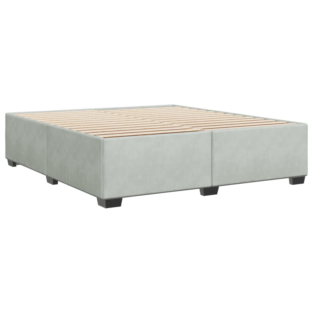 Cadre de lit sans matelas gris clair 200x200 cm velours - 6
