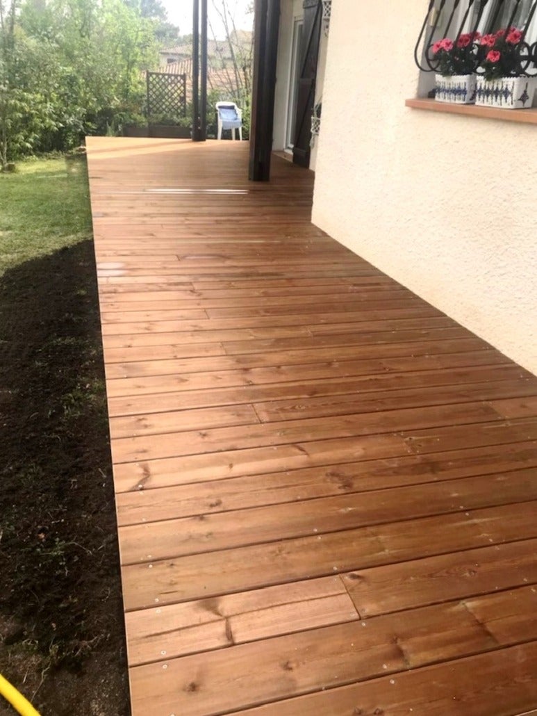 Kit terrasse 35m² en lame PIN DU NORD AB avec Lambourde, vis, cale de ventilation, plot pvc et Bande bitumineuse - 4