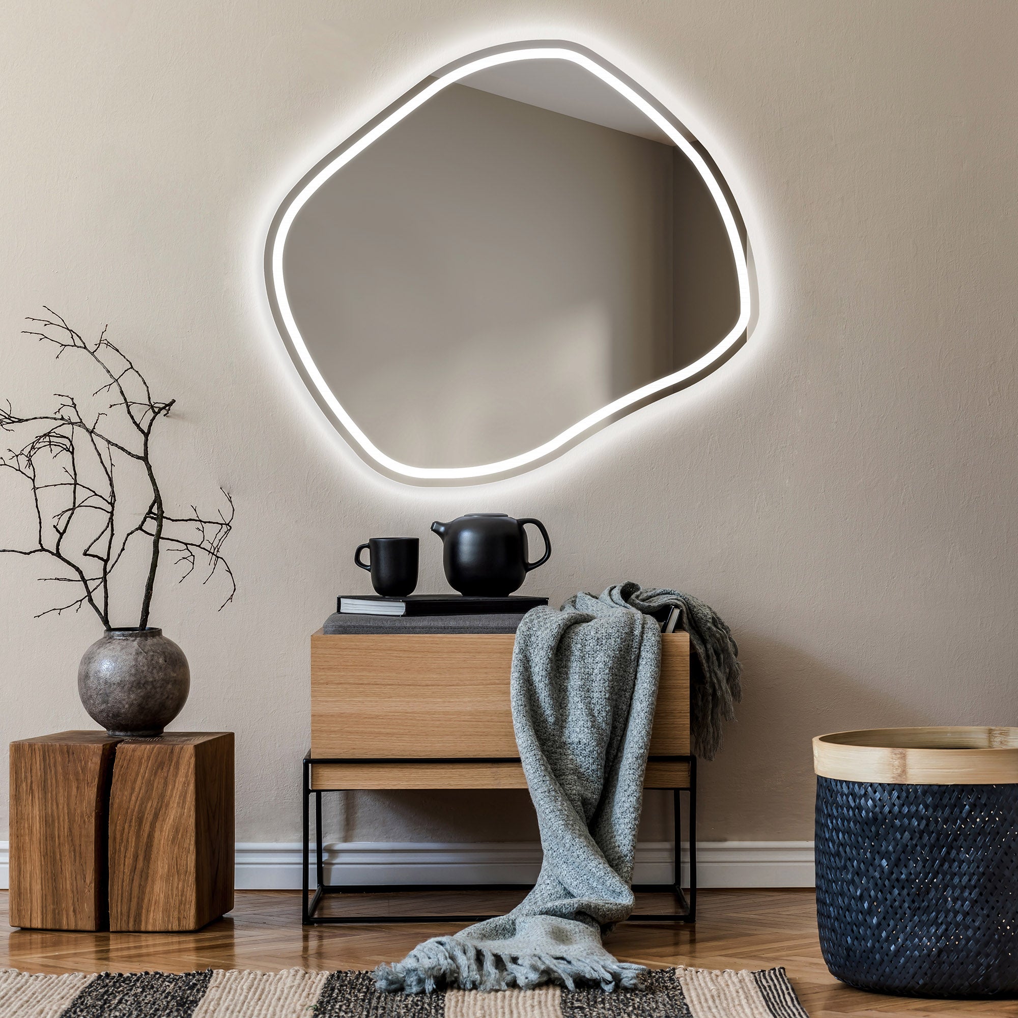 Asymetryczne Lustro z Podświetleniem LED Łazienka (94x84cm) Jasne Lustro z Podświetleniem | Chłodna Biel 7000K