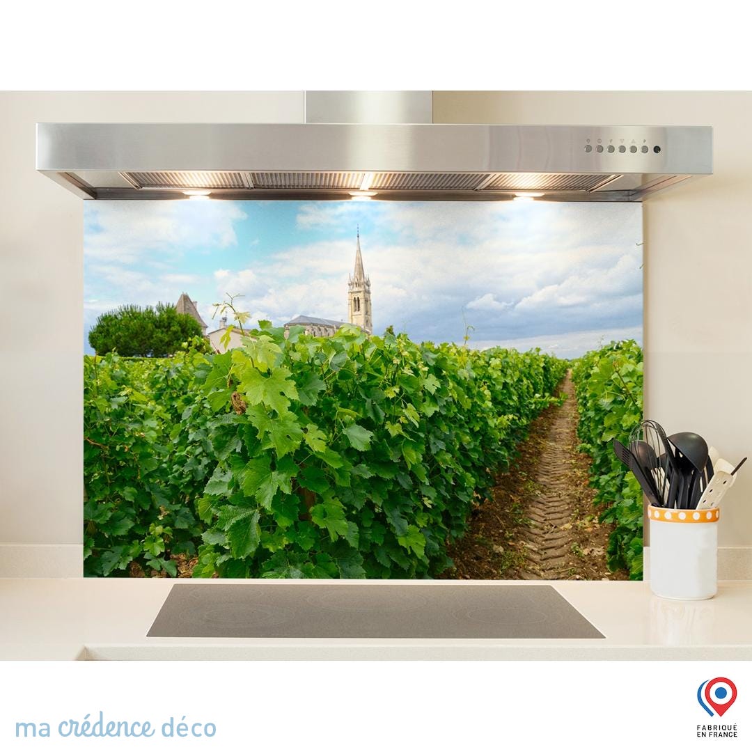 Crédence cuisine fond de hotte Vignoble et église - Alu composite - L Crédence cuisine fond de hotte Vignoble et église - Alu composite - L