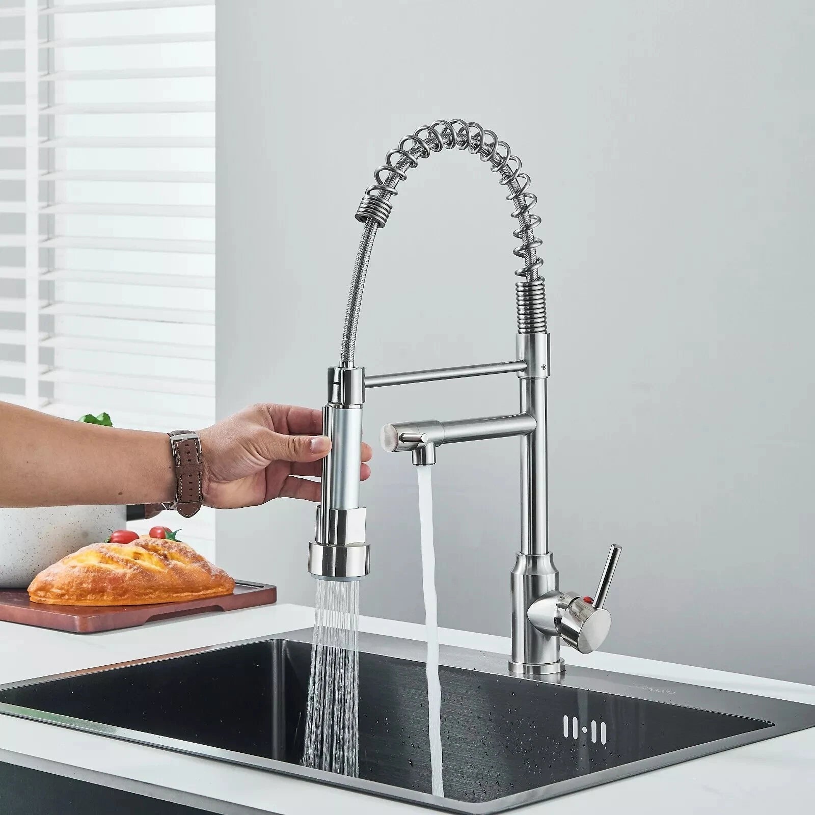 1 bateria zlewozmywakowa ze stali nierdzewnej z pojedynczym uchwytem obrotowym, wyciągana bateria 360°, akcesoria kuchenne