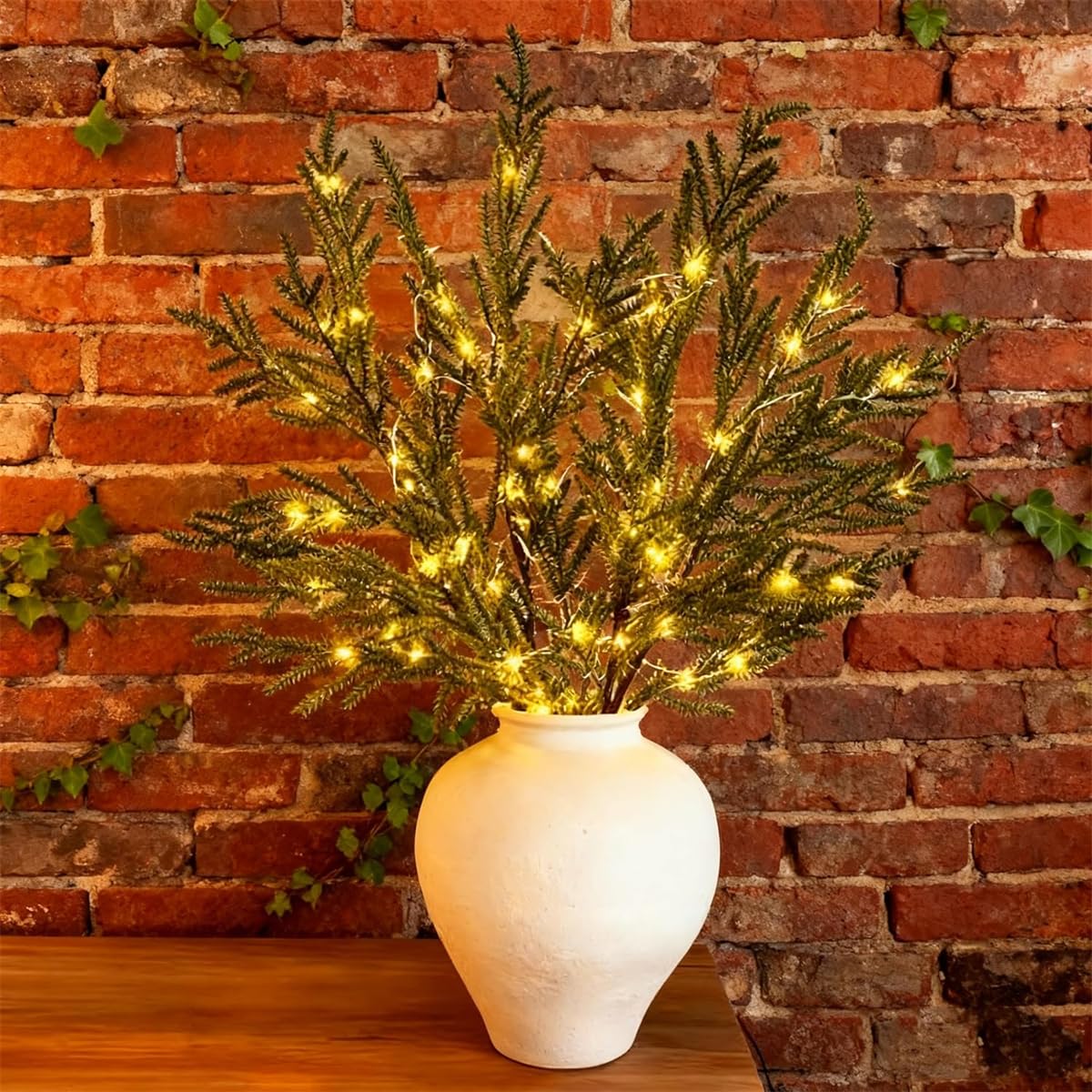 5 ramas de pino de Norfolk iluminadas con luz cálida, tallos de pino de Norfolk reales y realistas, ideales para jarrones. - 7
