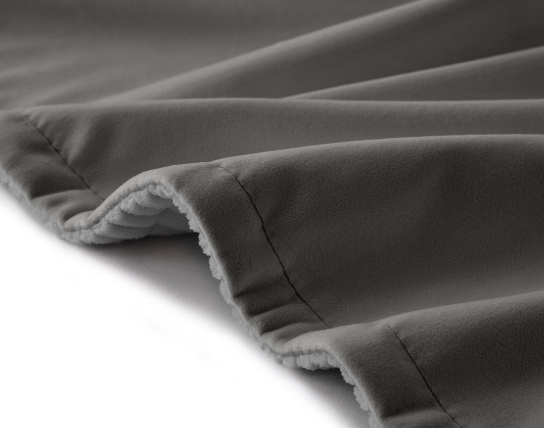 Plaid en 100% polyester gris foncé 200 x 140 cm - PALERMA - Best Mobilier - 3