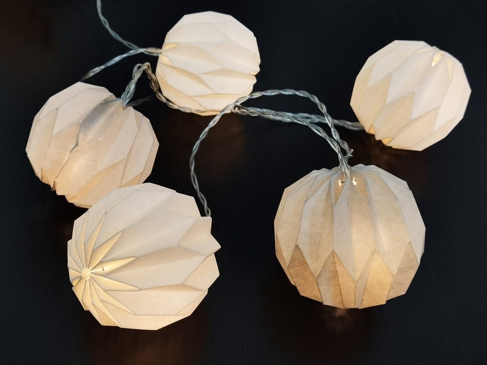 Guirlande lumineuse décorative 10 lanternes origami blanc et gris clair. - 2