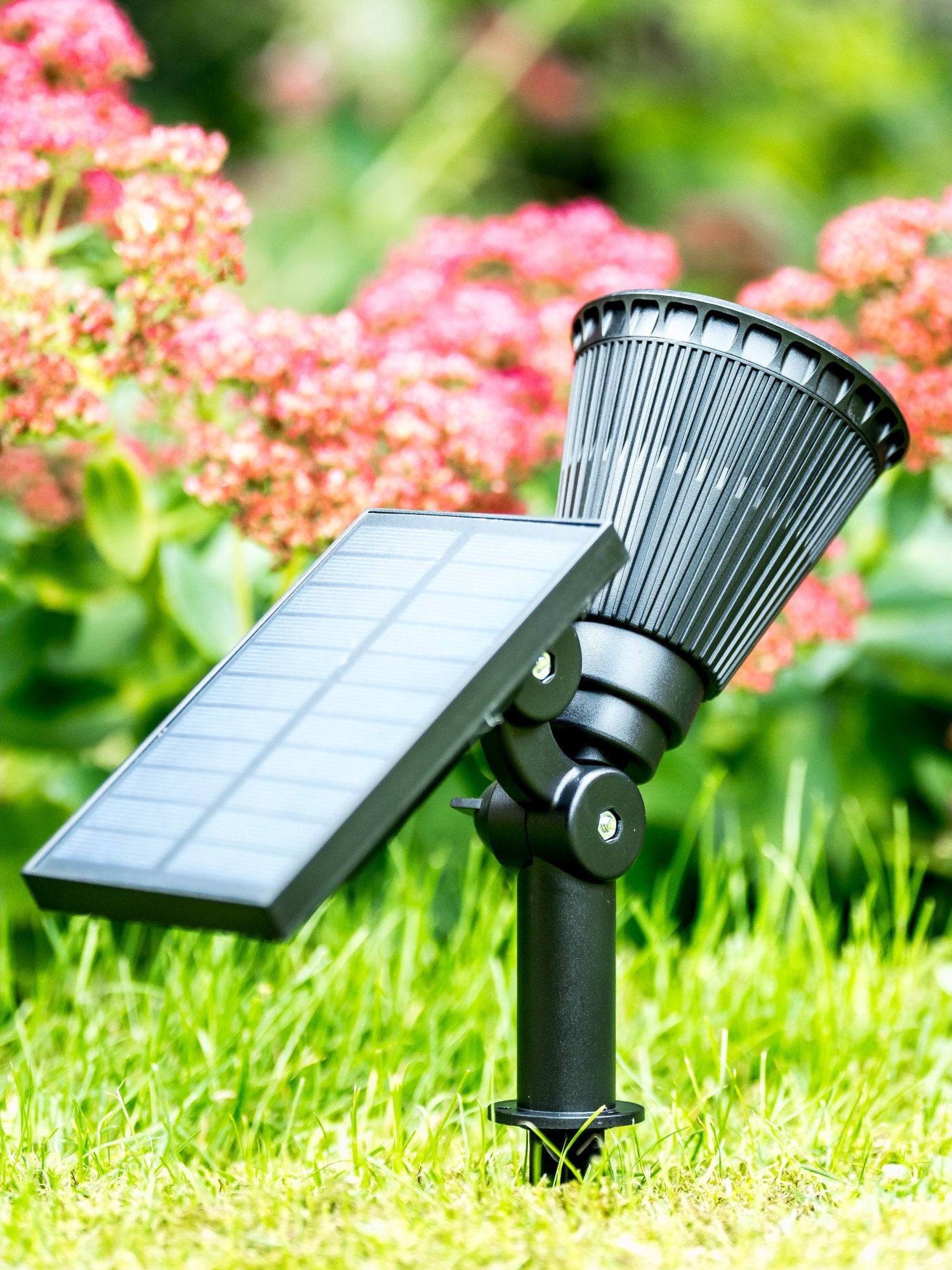 Spot Solaire Exterieur LED Iplux® Pro 240 lumens - Haute qualité - Durée de combustion 12 heures - 3