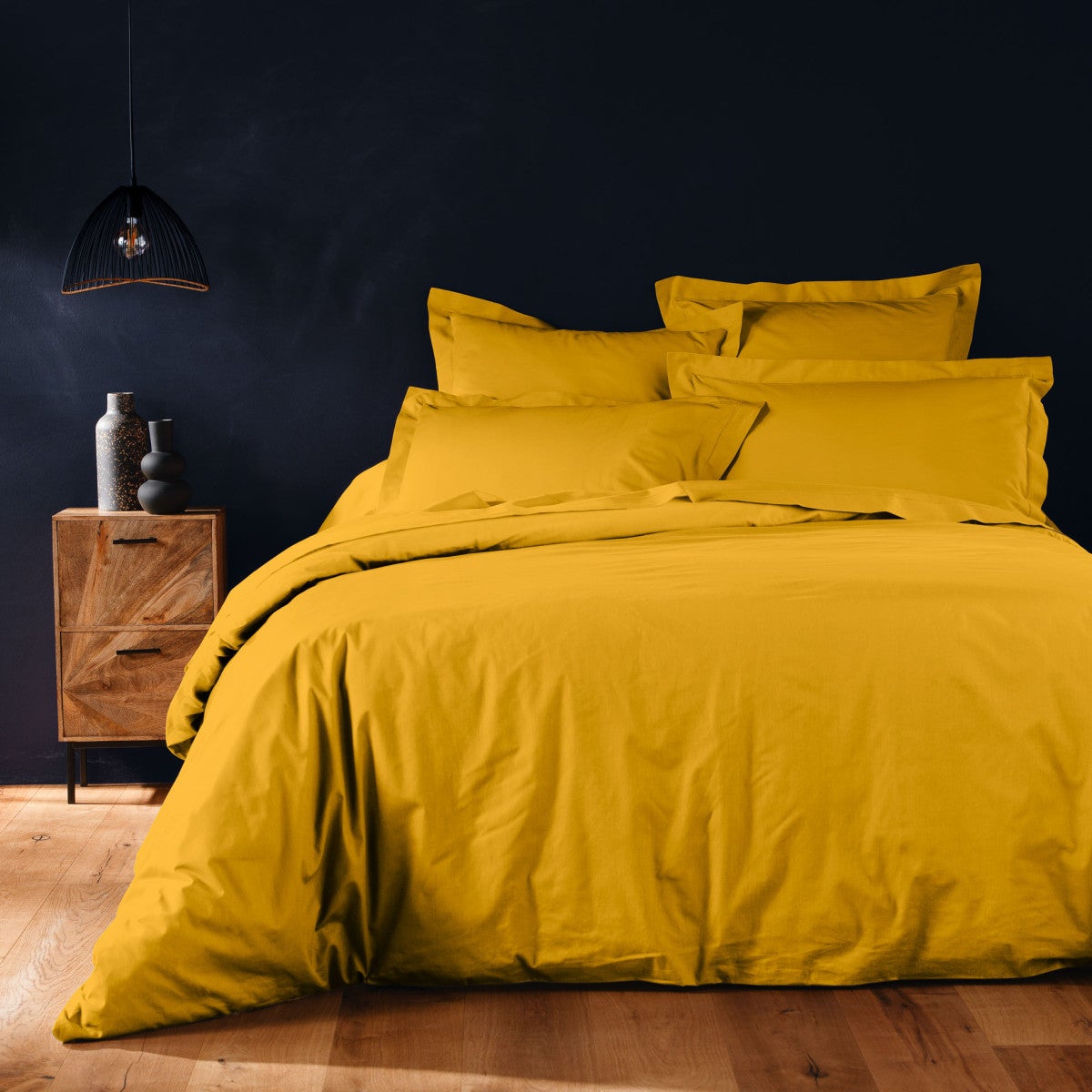 Jaune