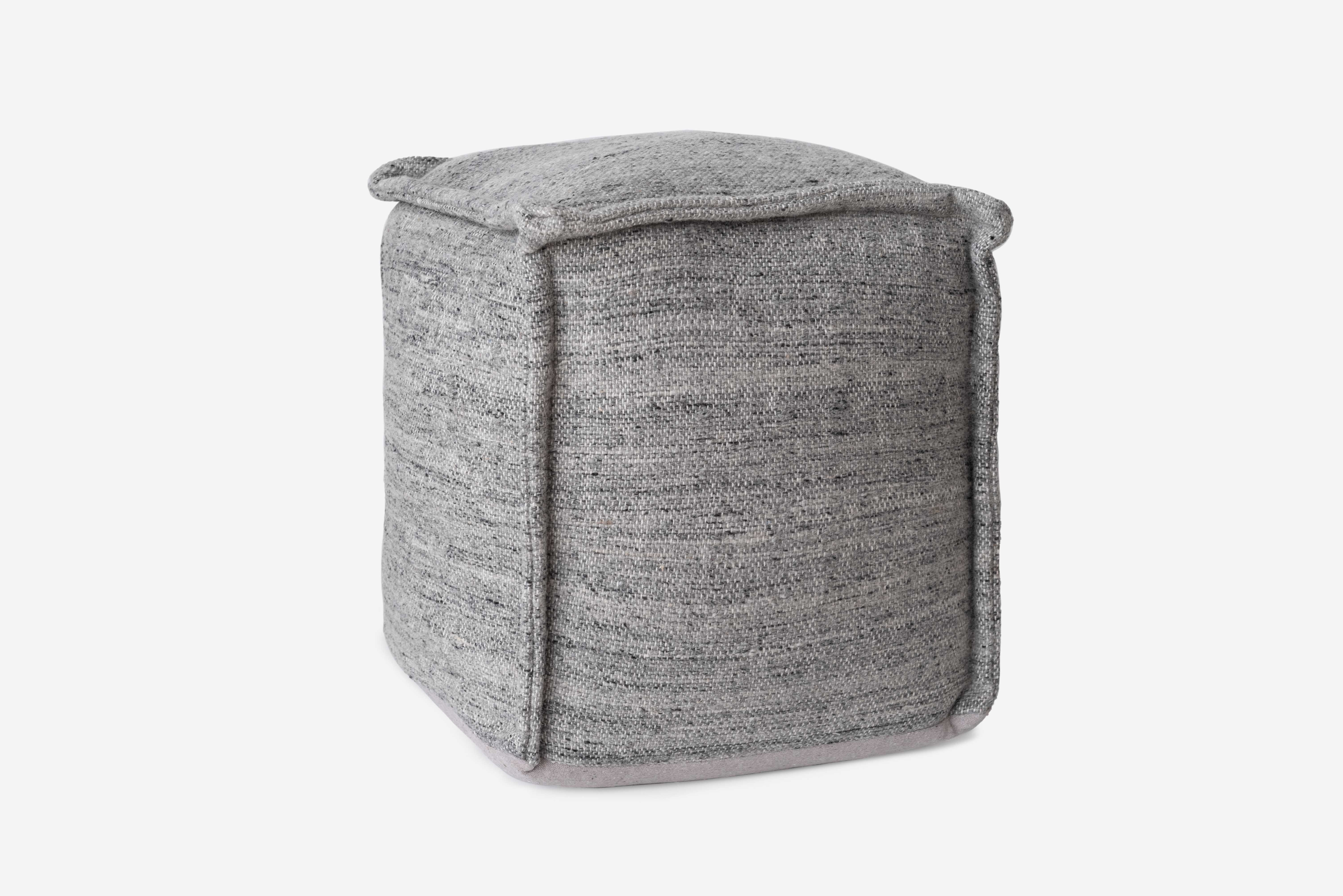 NOWOCZESNY MARMUROWY SZARY PUF 45X45X45CM