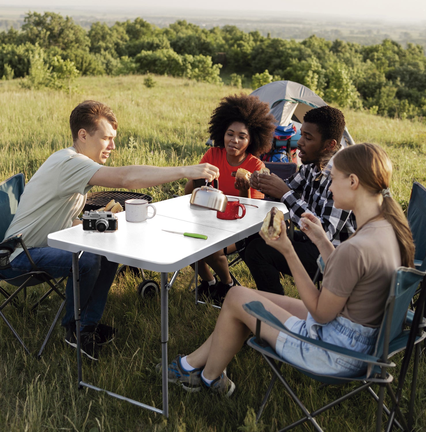 Table Pliante Valongo En Bois Et Métal - 60x60 Cm, Hauteur 75 Cm - Pour Camping, Pique-nique, Salle à Manger Ou Bricolage