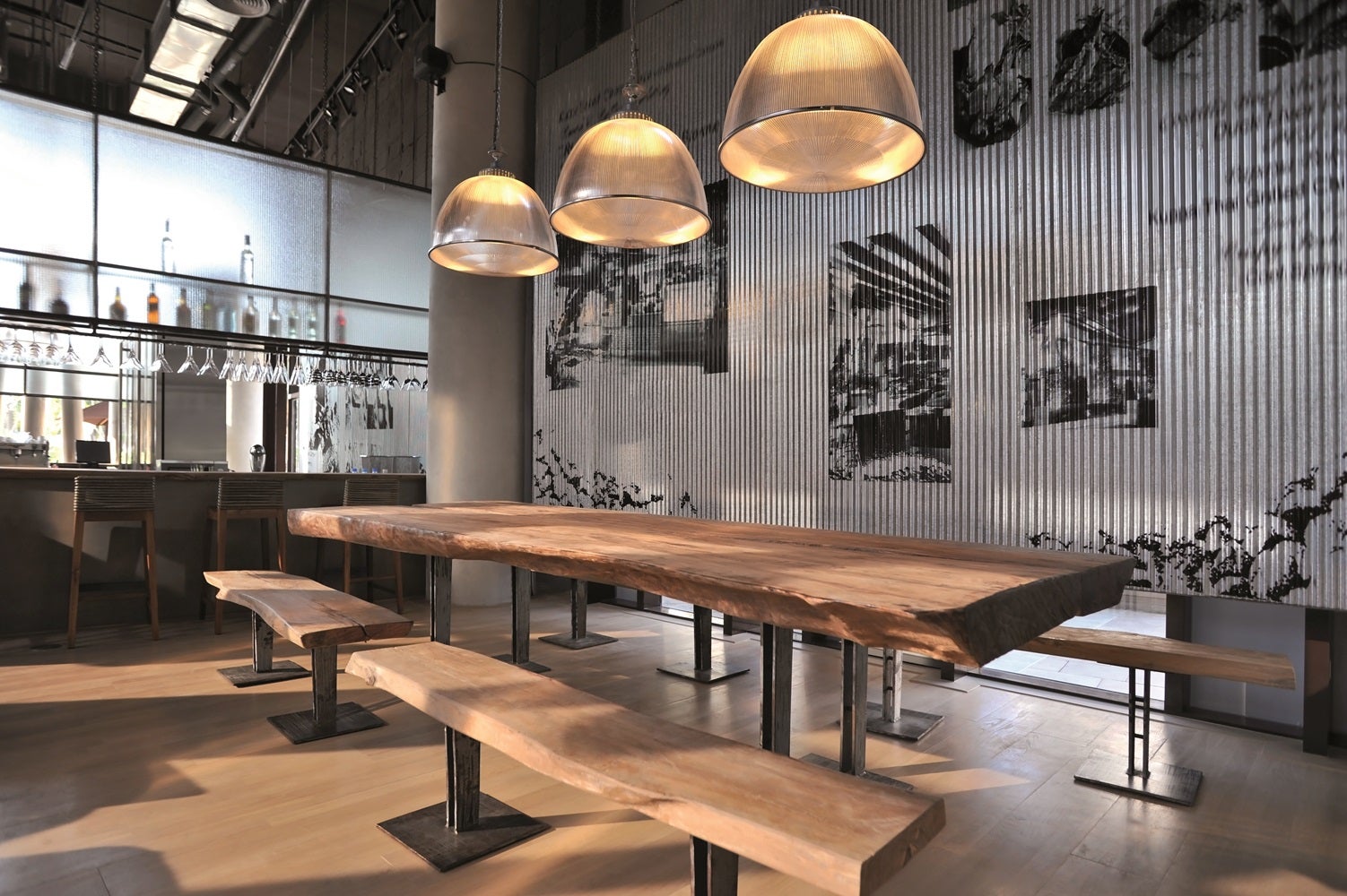 URETHANE 231 incolore (B+D) - SATINE 1.2L - Vernis polyuréthane bi-composant tous supports - COMUS - 3