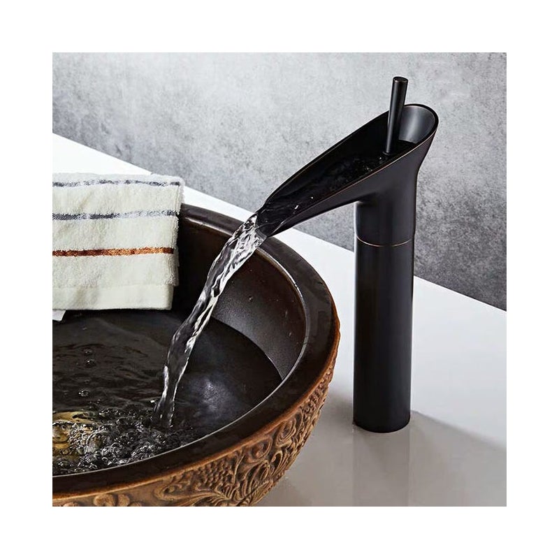 Czarny kran łazienkowy, kran wodospadowy, retro czarny kran jednouchwytowy do umywalki, kran blatowy z wysokiego mosiądzu.