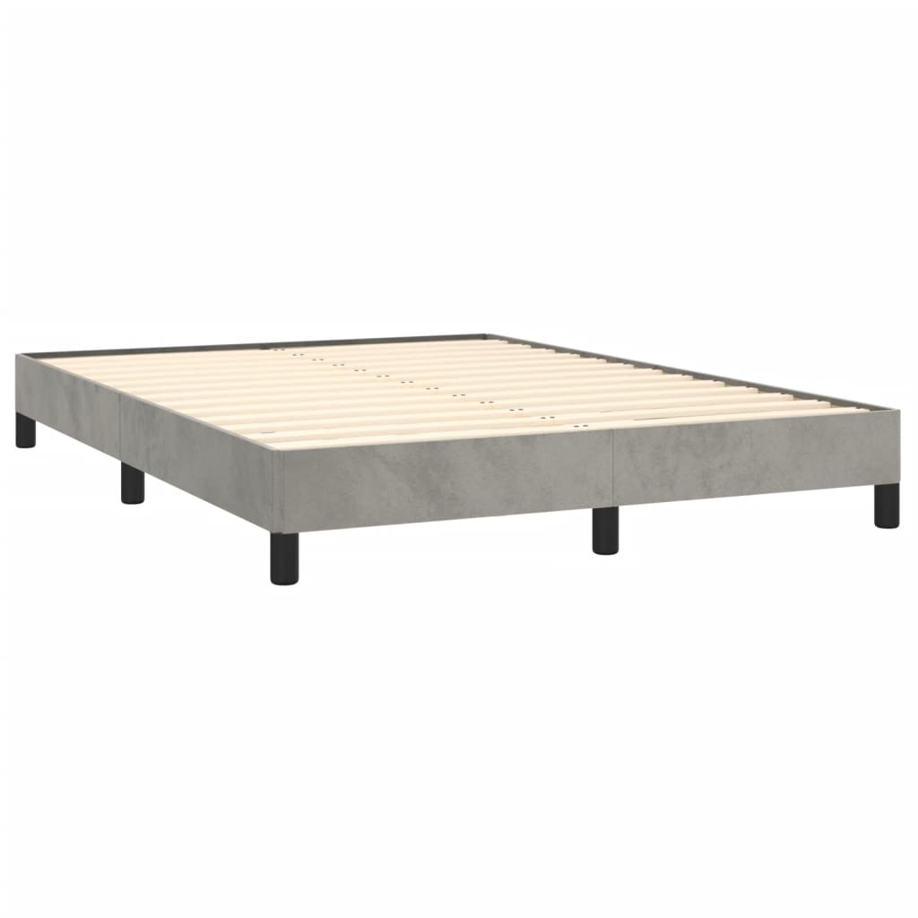 Cadre de lit sans matelas gris clair 140 x 200 cm en velours - 3