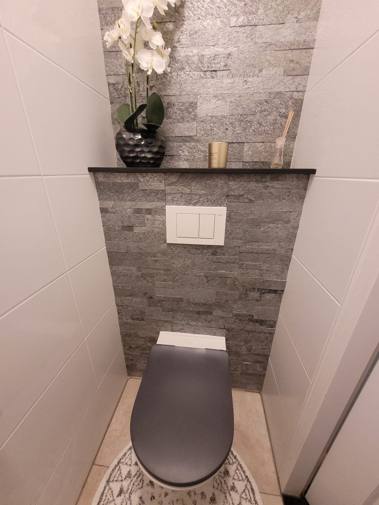 Revestimiento de Pared Tira Autoadhesiva de Piedra Natural Plata Gris Brillo – Relieve 60x15 cm, Grosor 0,2/0,4 cm - 3