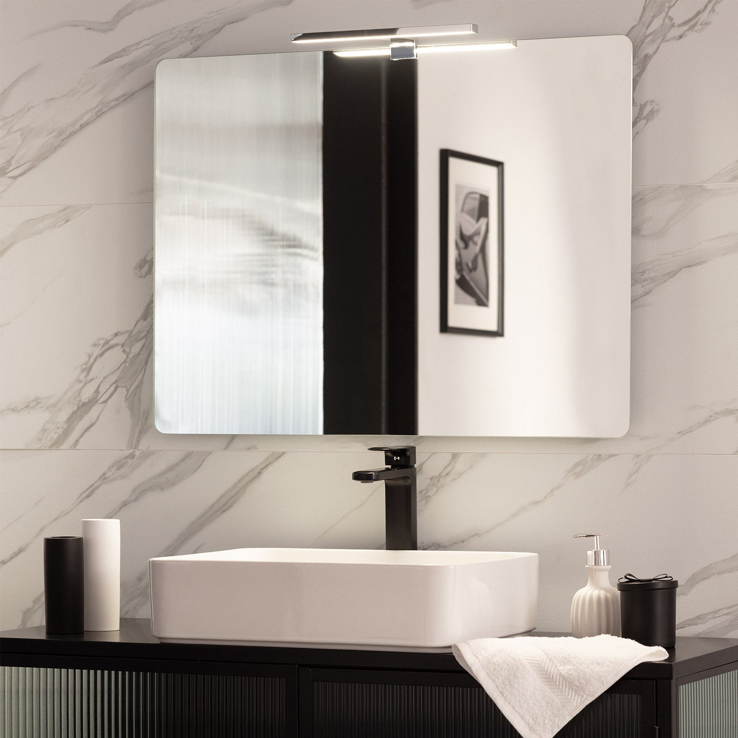 Applique LED Salle de Bain Carl 5W Argentée pour Miroir , 6000K Blanc froid, PC, IP44, 320lm - 3