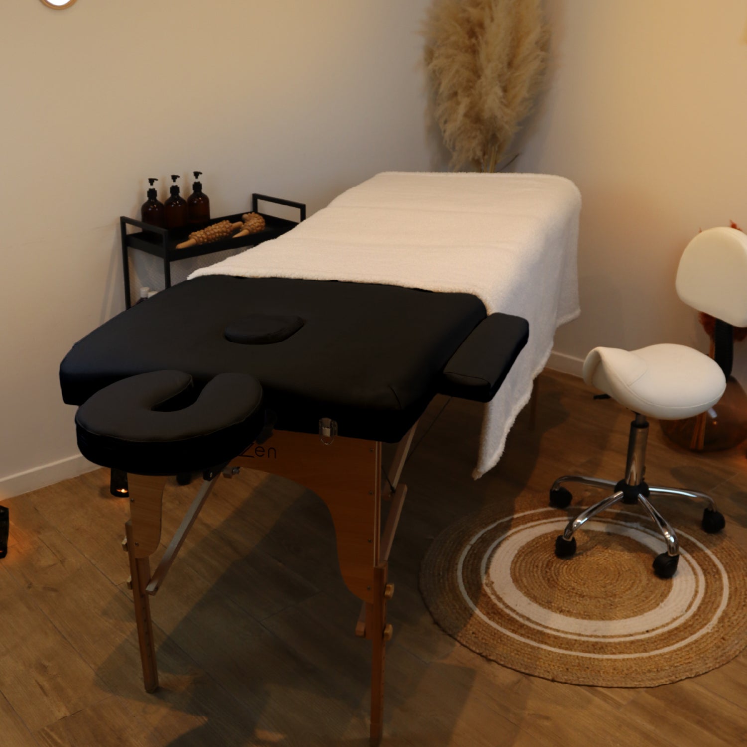 Table de massage pliante 2 zones en bois avec panneau Reiki + Accessoires et housse de transport - Noir - Vivezen - 6