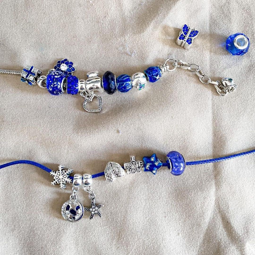 Coffret de bijoux bleus pour femme, compte à rebours de Noël 2025 - Comprend un pendentif flocon de neige bleu en métal - 4
