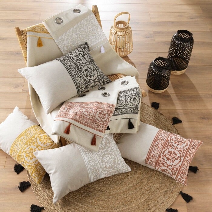 Coussin décoratif ISALINA, 40 x 60 cm, Douceur d'intérieur - 4