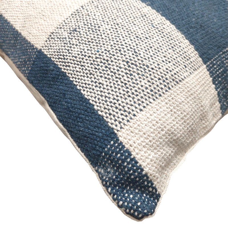 Lot 2 coussins carrés 40 x 40 cm coton brodé de carreaux bleu - ATLAS - 5