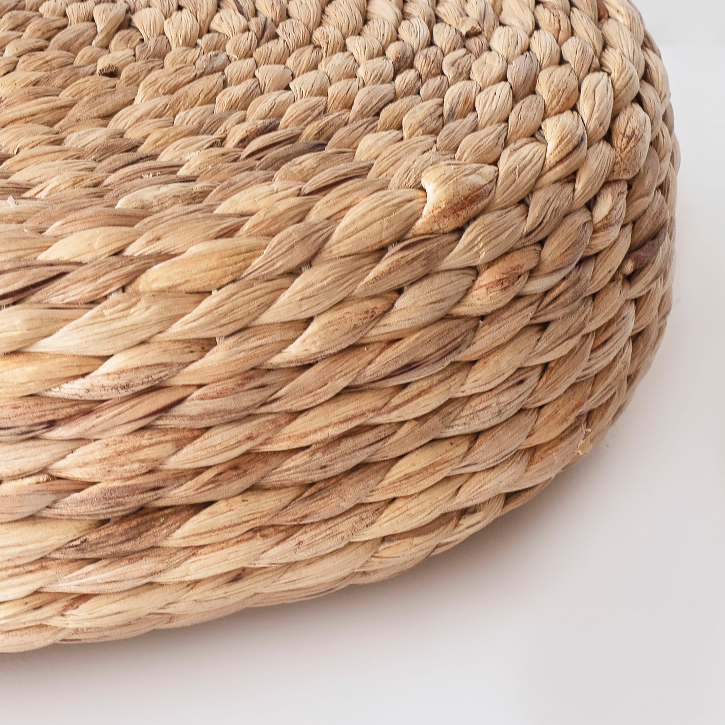 Puff redondo plano hoja de banana Ø40x10cm – Diseño natural reciclable y biodegradable - 2