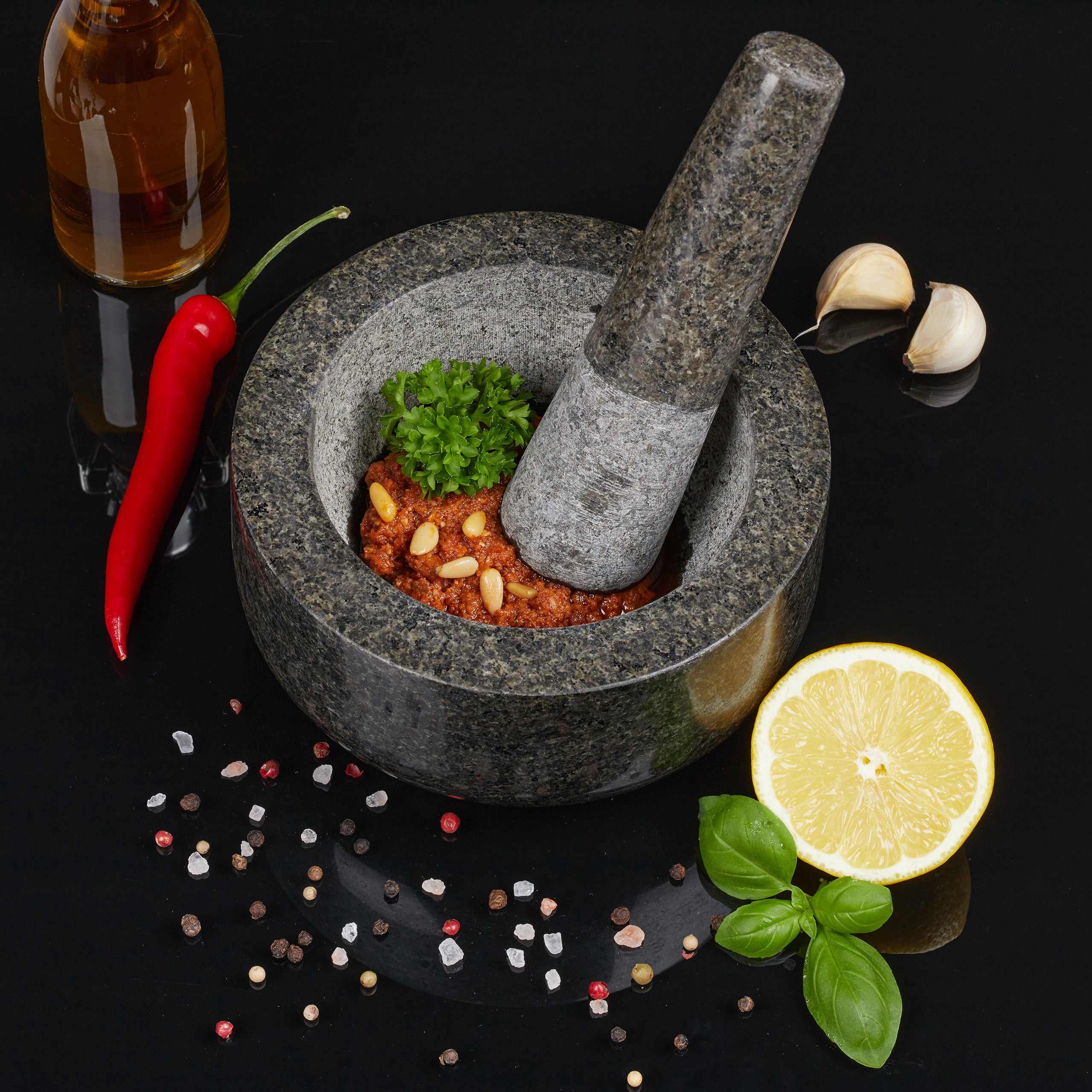 Mortier de 8 x ø 16 cm en granit poli avec pilon de 17 x ø 4,5 cm, 400 ml, gris, robuste et durable, pour épices et herbes, Relaxdays - 3