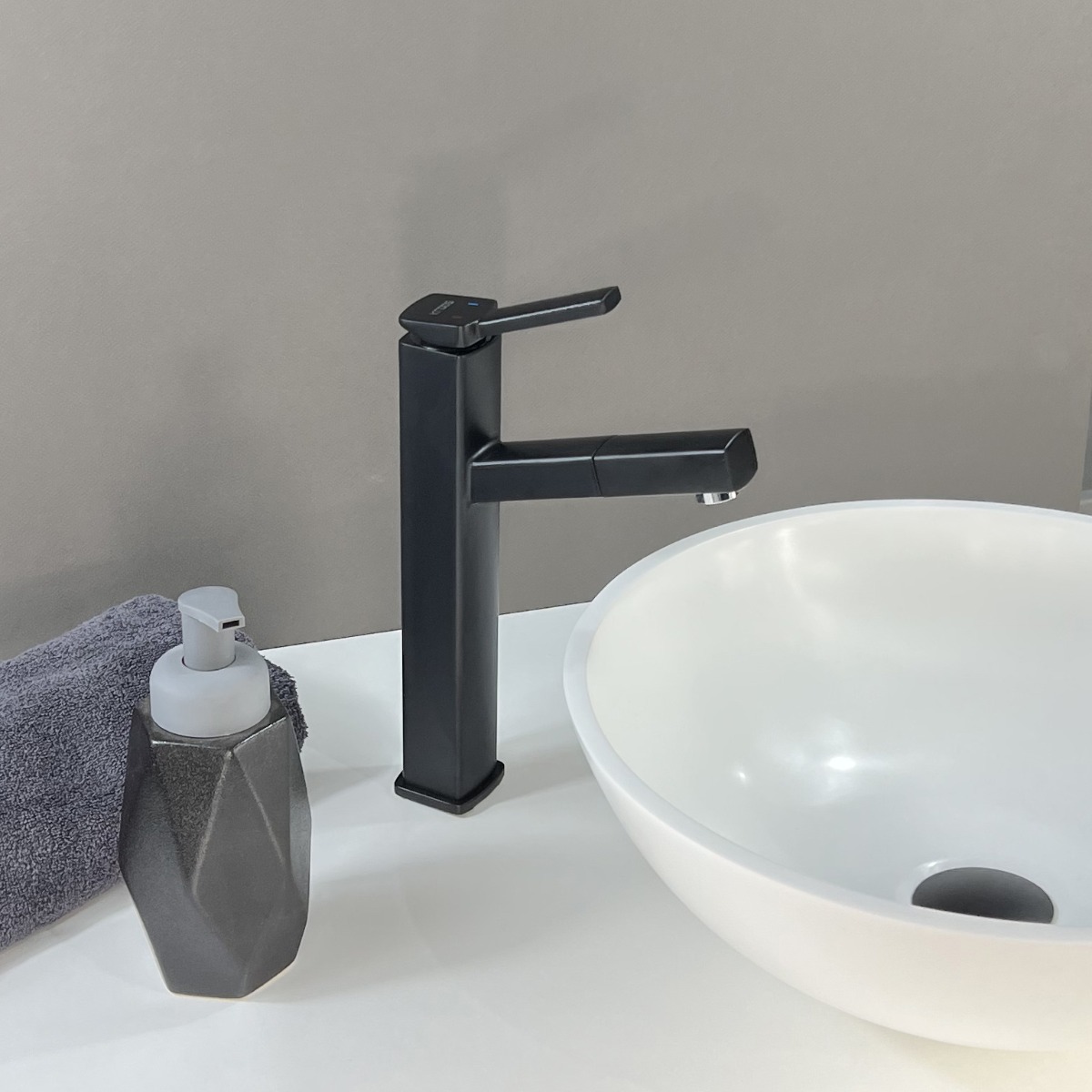 Grifo baño negro leroy merlin sale