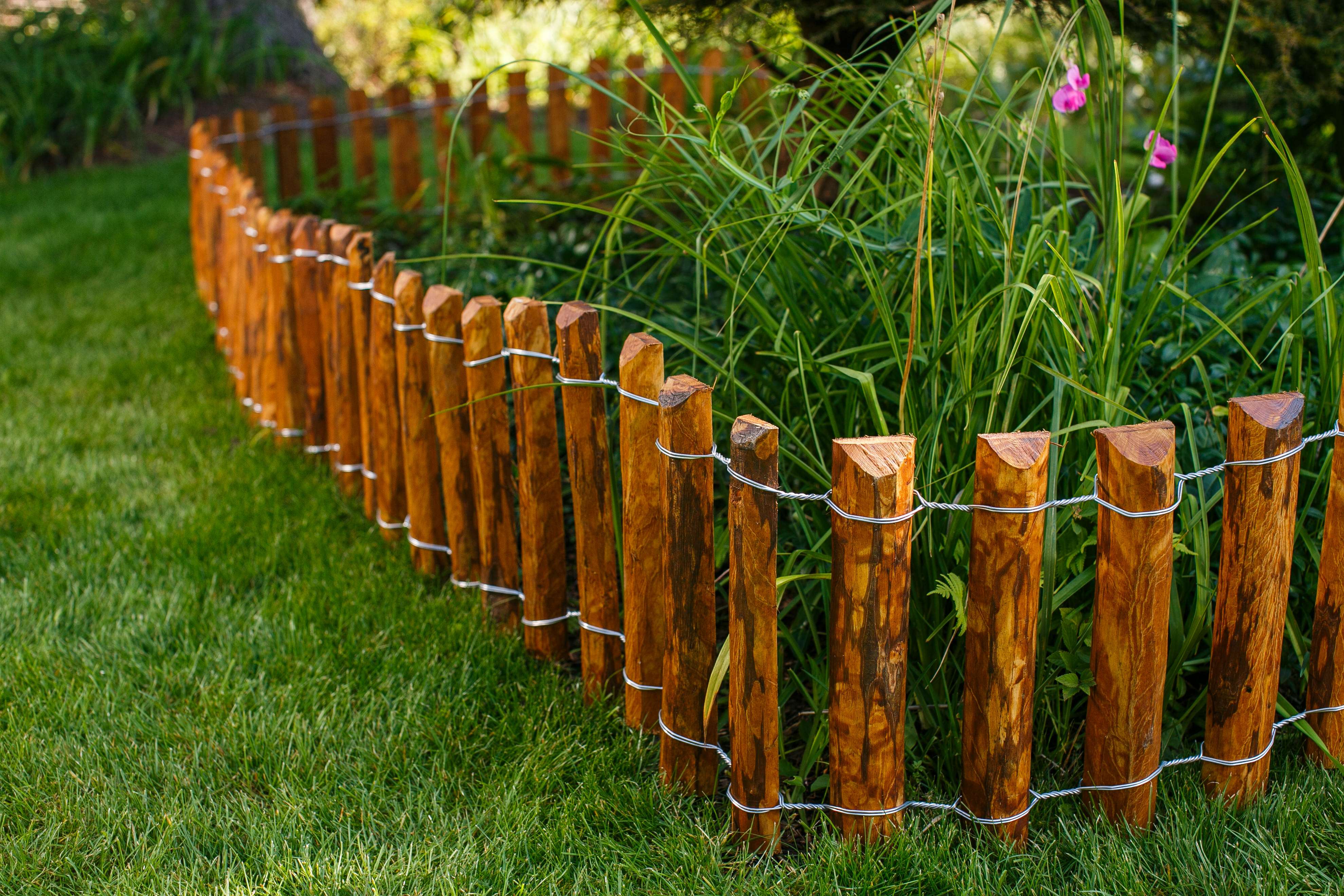 BOGATECO Bordure Enroulable en Noisetier Brun - Hauteur 35 cm - Longueur 300 cm - Demi-Palissade de Jardin Imprégnée à Planter - 5