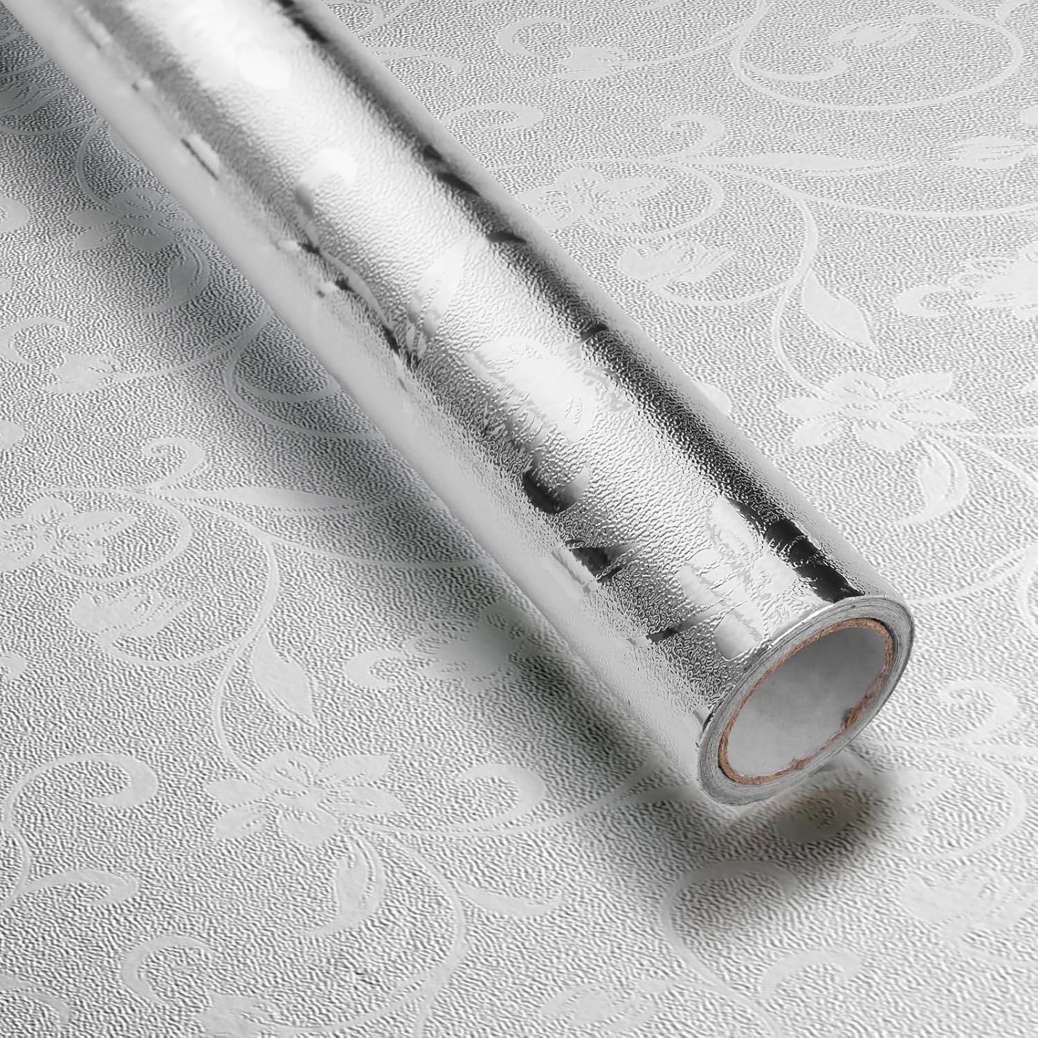 Rolka (0,4 * 1 m) srebrna tapeta kuchenna, samoprzylepna rolka folii aluminiowej z teksturą drobnych kwiatów, wodoodporna i odporna na ciepło