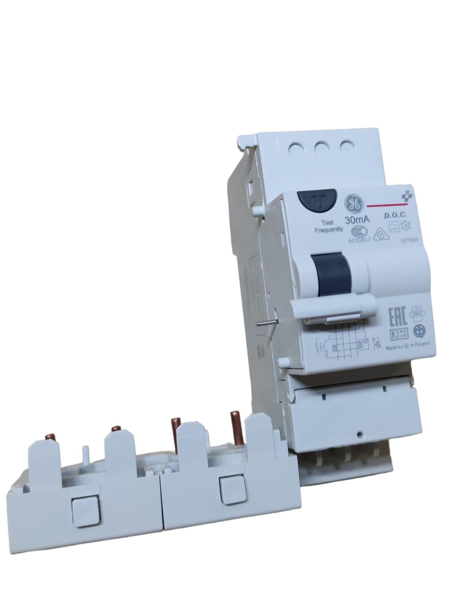 Doca532//30 - blocco differenziale 32a 4p 0,03a a rina 2m | Leroy Merlin