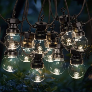 Guirlande Lumineuse Filet 100 LED Monzana - 8 Modes, Minuterie, Piles - Pour Intérieur/extérieur (IP44) - Décoration Noël, Jardin