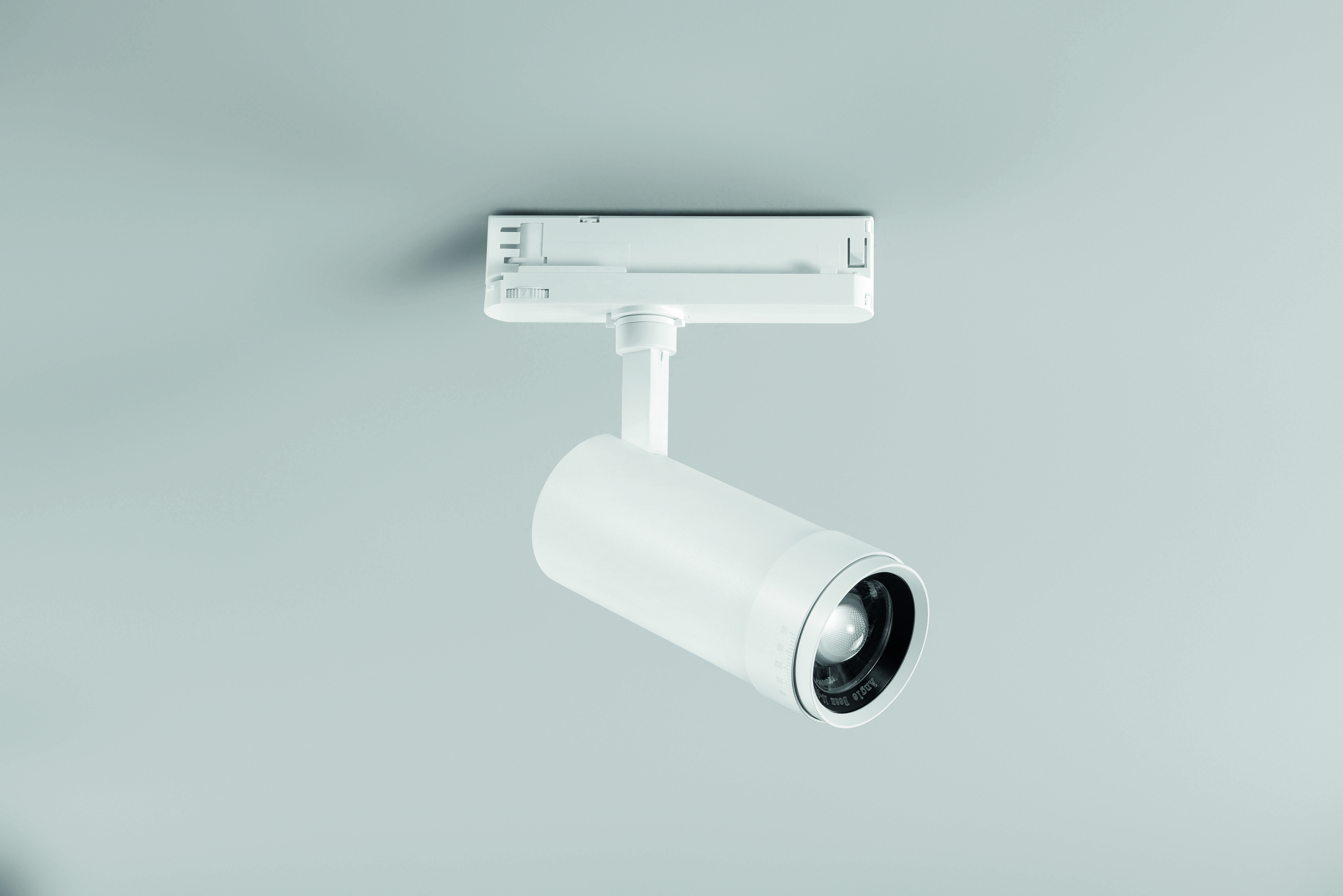 EXPLORER Luminaire sur rail LED blanc lumière naturelle 4000k | Leroy ...