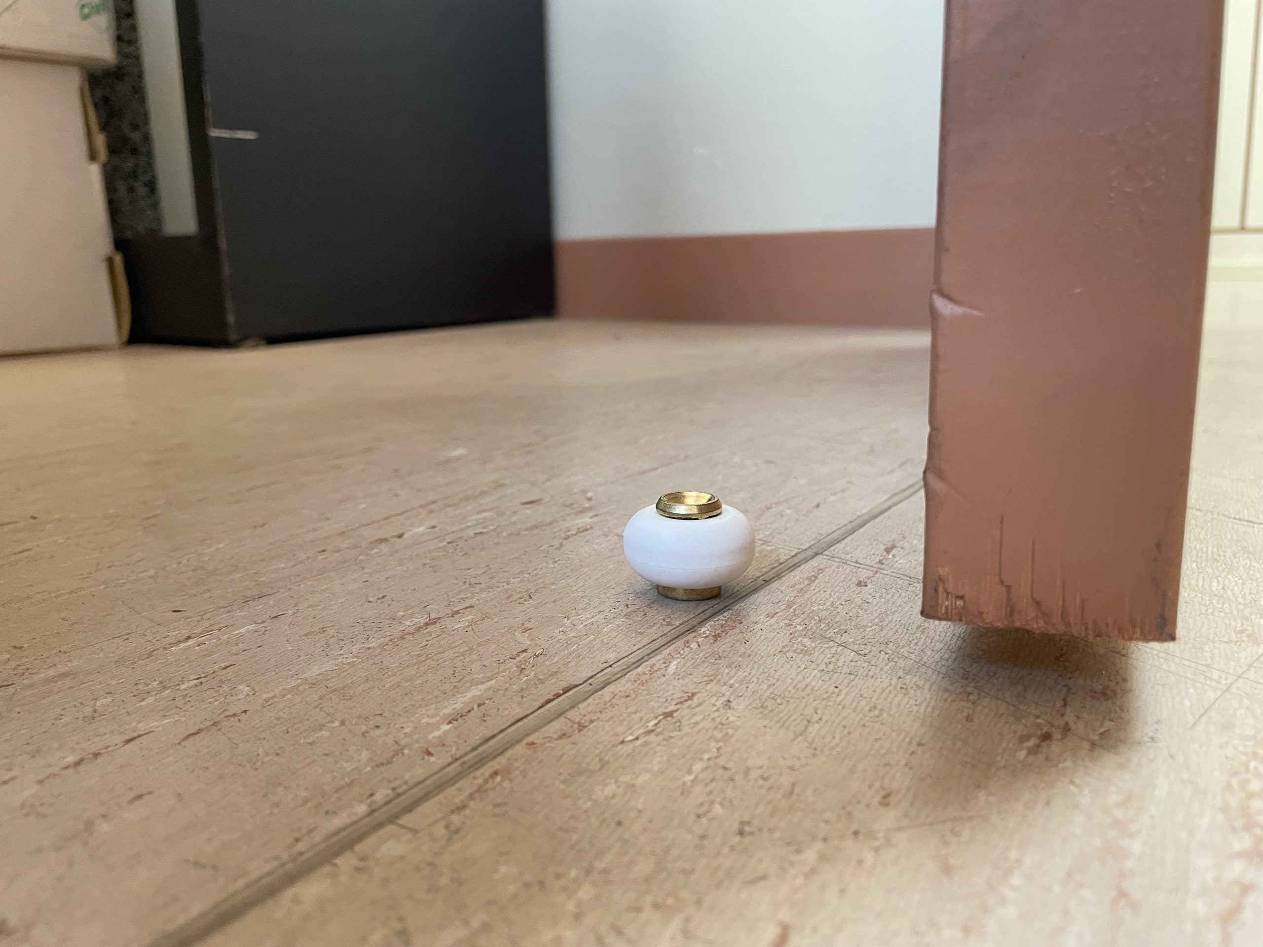 Lot De 2 Butoirs MAXIGOM En élastomère Blanc - 40 Mm De Diamètre - Pour Portes Ou Meubles