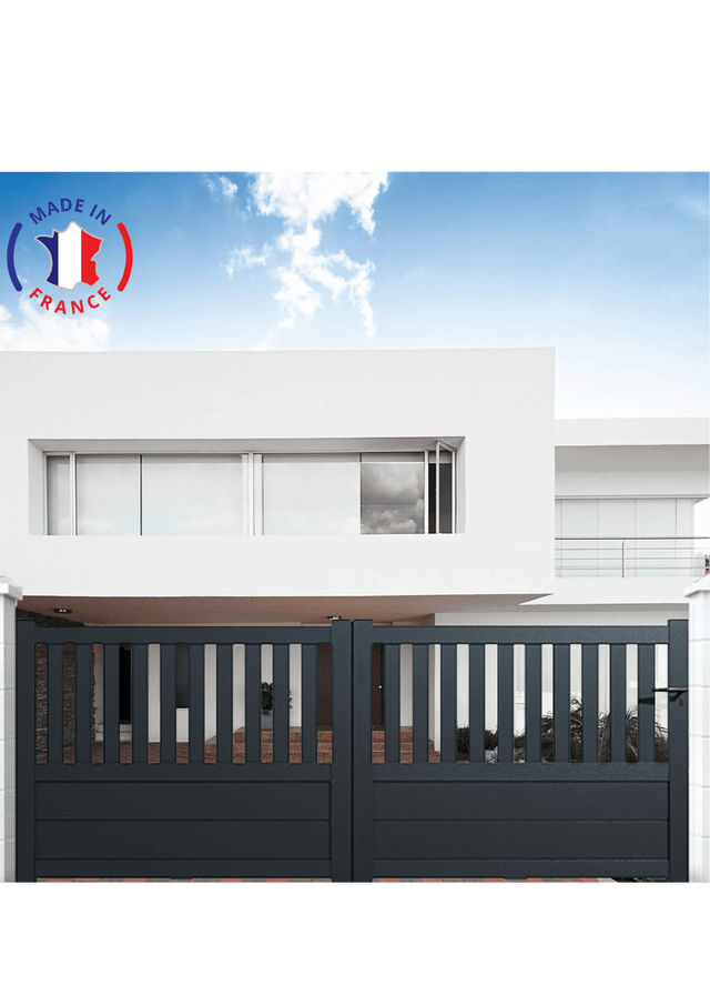 Portail aluminium coulissant semi-ajouré en kit dimensions L.3000 (entre piliers) X H.1300 mm Couleurs Gris (RAL 7016)